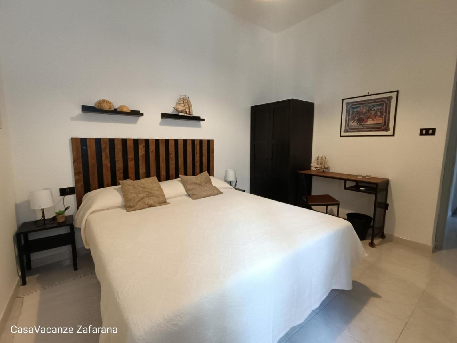 Casa Vacanze Zafarana Santa Flavia Exterior foto