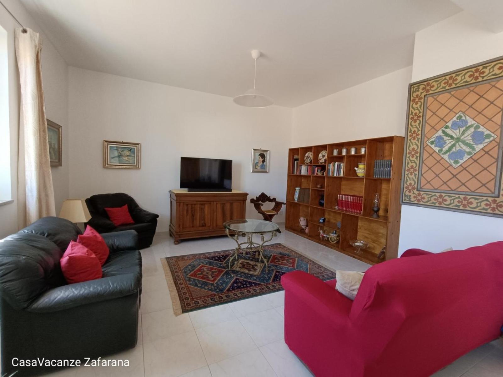 Casa Vacanze Zafarana Santa Flavia Exterior foto